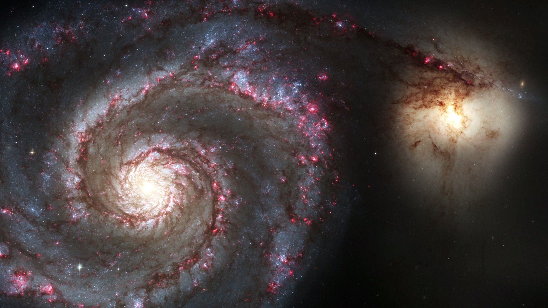 Что больше по размеру вселенная или галактика. Спиральная Галактика m106. Космос Галактика Млечный путь. Галактика Млечный путь Хаббл. Спиральная Галактика ХАБЛ.